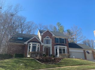 16534 Baxter Forest Ridge Dr, Chesterfield, MO 63005
