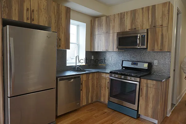 Rented by Citi Nest Group LLC | media 54