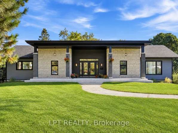31 Carillon Cres, East Hawkesbury, ON K6A 2T8
