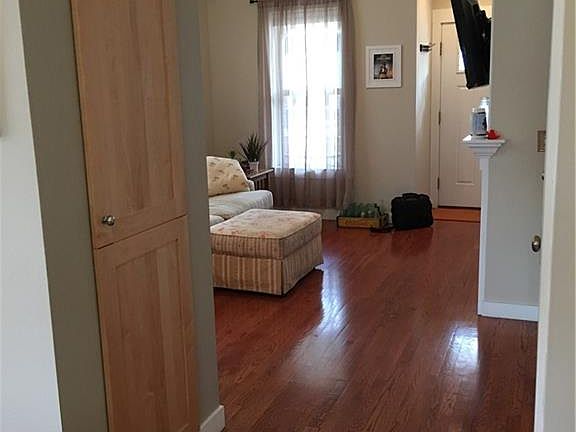 4th image of 38 Greene St APT 1C