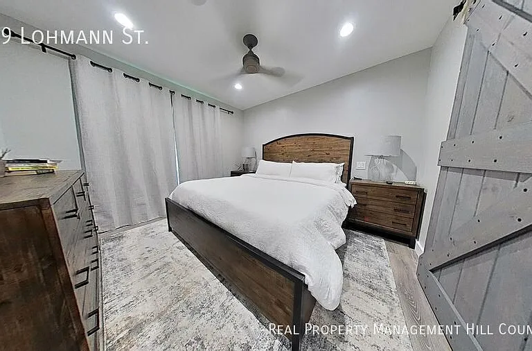 269 Lohmann St — Photo 9