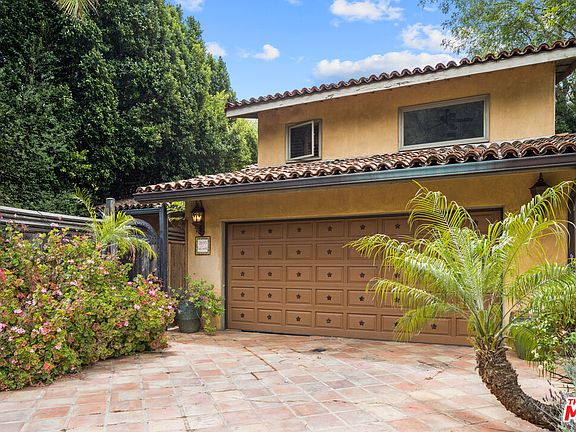 4th image of 2695 La Cuesta Dr