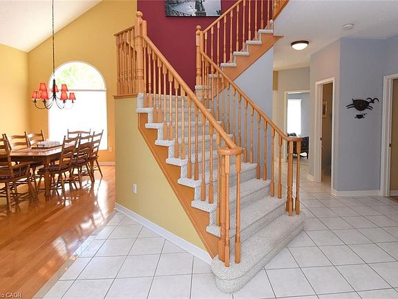 4th image of 2158 Country Club Dr