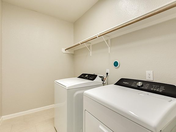 5th image of 4946 Hitchings Ct