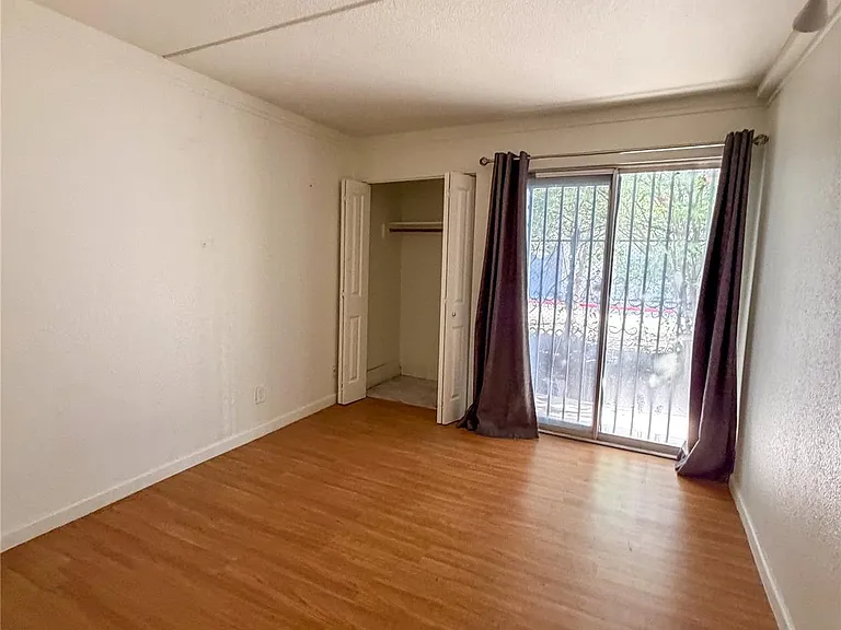 1505 Robert Weaver Ave — Photo 7