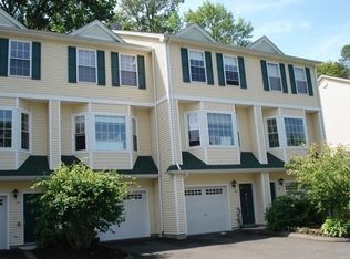 14 Great Oak Ridge Way, Seymour, CT 06483
