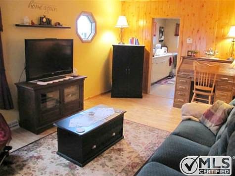 5th image of 124 Doraland St