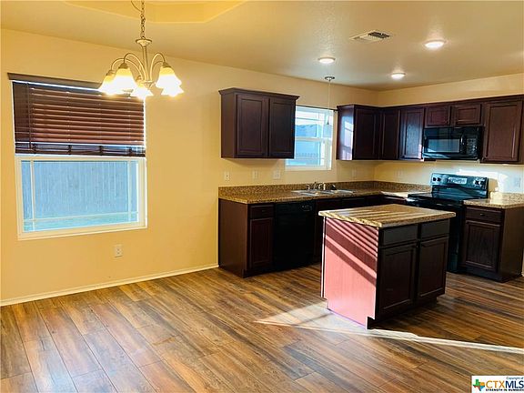 5th image of 2544 Valley Forge Dr