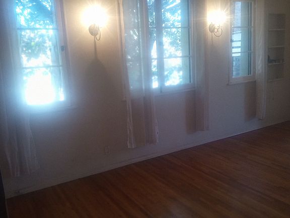 2nd image of 335 N Heliotrope Dr #329-1/4