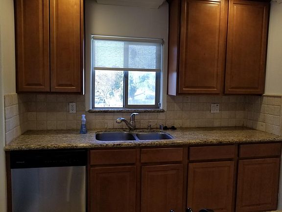 3rd image of 4466 Coldwater Canyon Ave APT 201