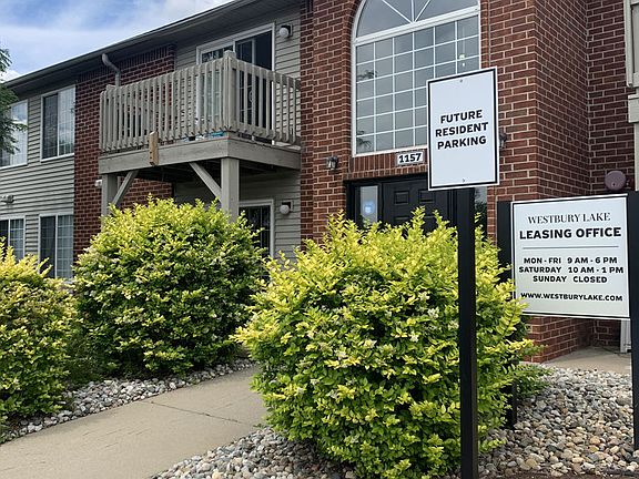 4th image of 1157 Westbury Cir #7424