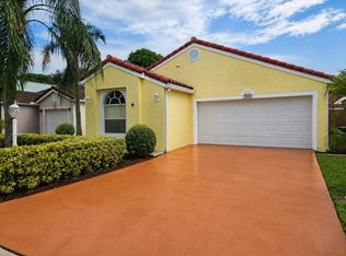 202 Wedgewood Cir, Greenacres, FL 33463