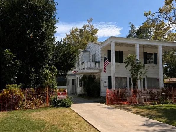 1532 E 4th St, Santa Ana, CA 92701