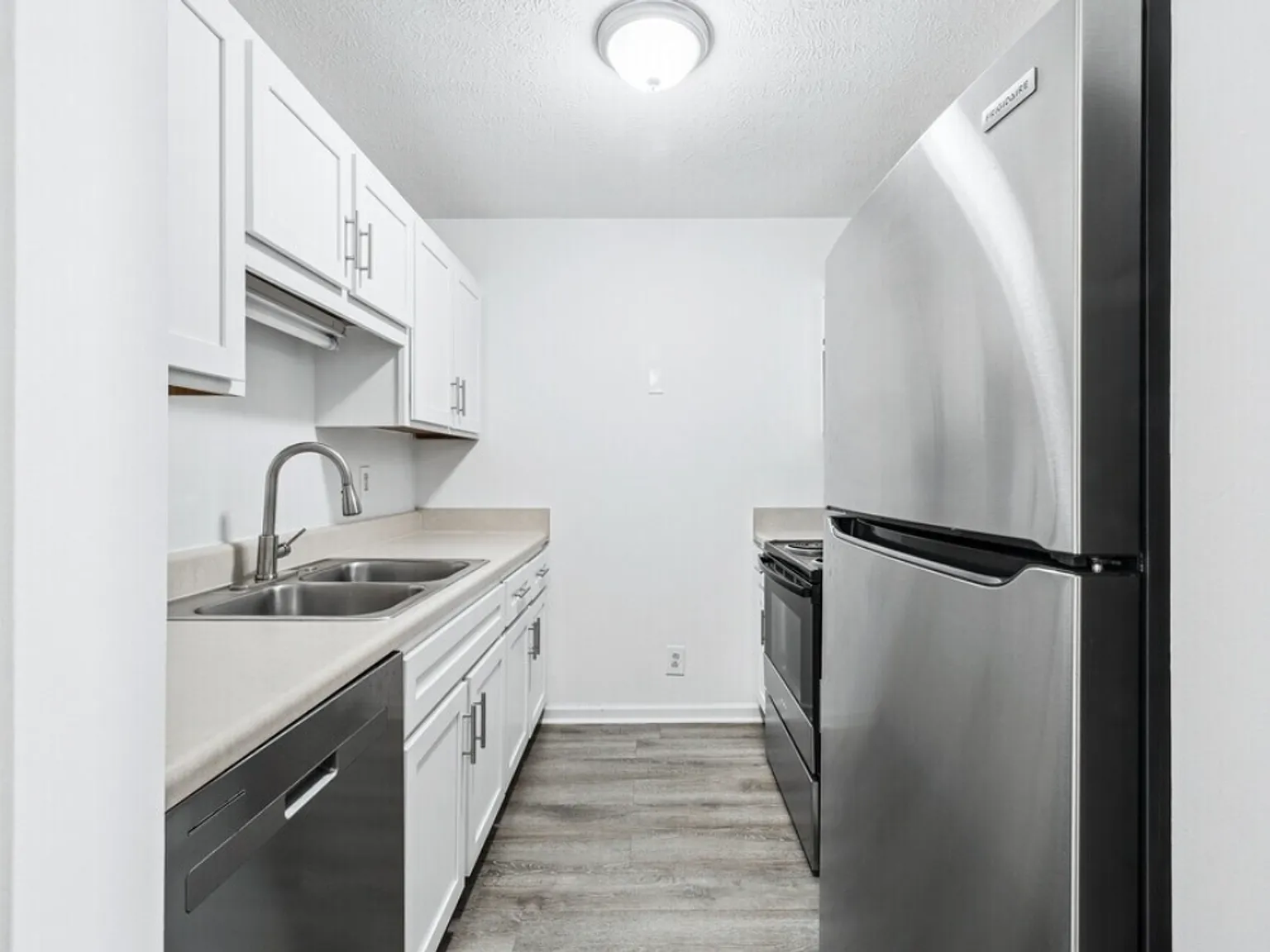 Gateway Homes — Photo 2