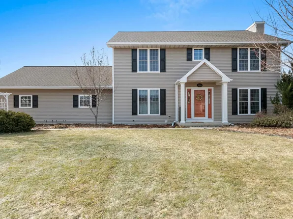 1886 Little Valley Ct, De Pere, WI 54115