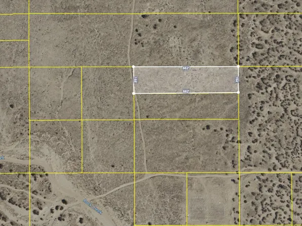 Nearby 115th Street Ave #E/e-n8, Palmdale, CA 93591