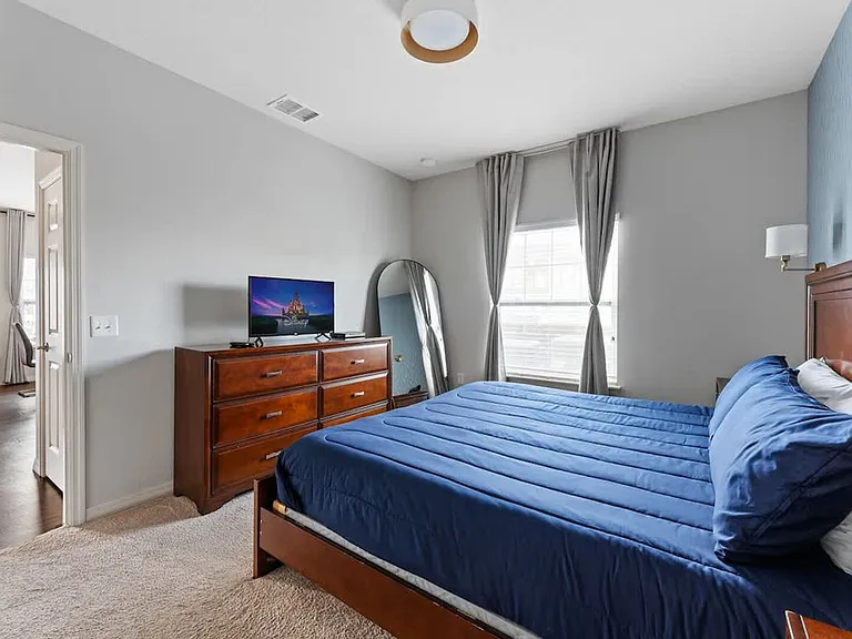 Oyster Ln — Photo 18