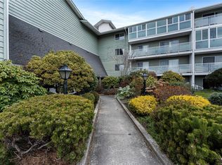 McKenzie House, Saanich, BC V8P 5L1