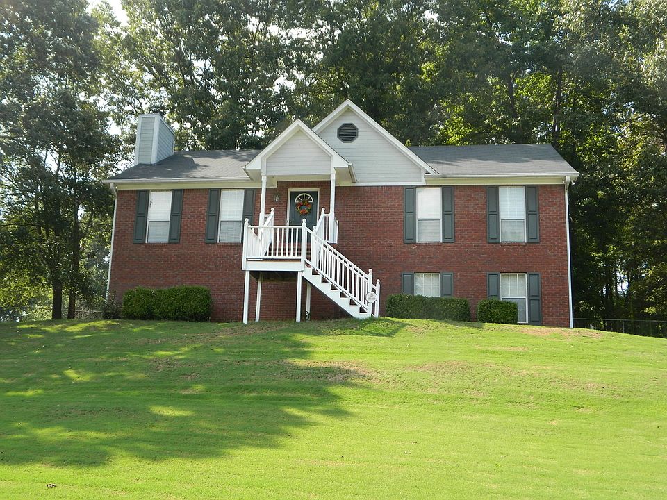 1st image of 311 Majestic Pines Ln