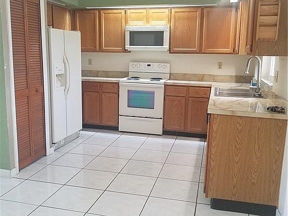 5th image of 616 Gazelle Dr