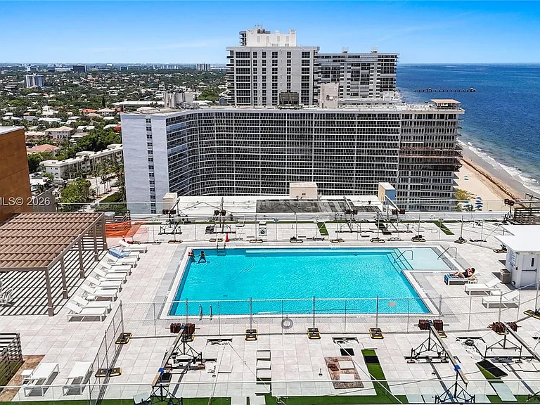 4020 Galt Ocean Dr #203 — Photo 4