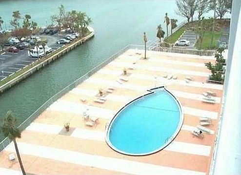 4th image of 400 Kings Point Dr #0