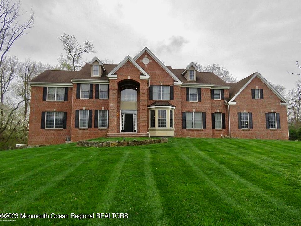 1st image of 12 Francis Court