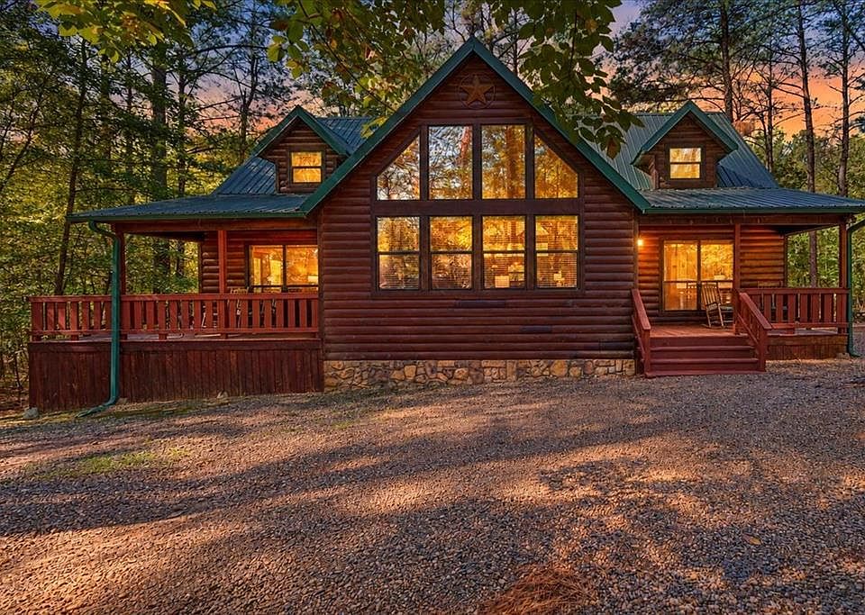 1st image of 244 Hiddenwater Rd