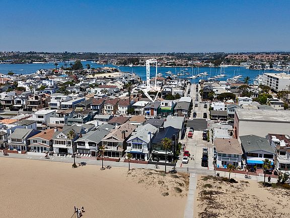 3rd image of 214 E Balboa Blvd