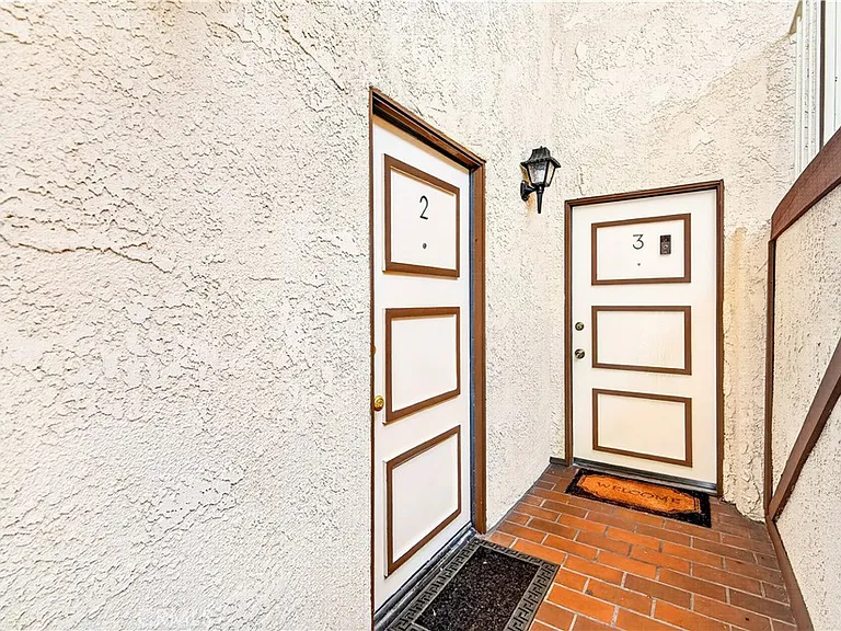 4455 Vista Del Monte Ave — Photo 2