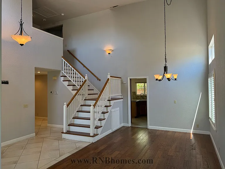 8301 Dalkeith Way — Photo 3