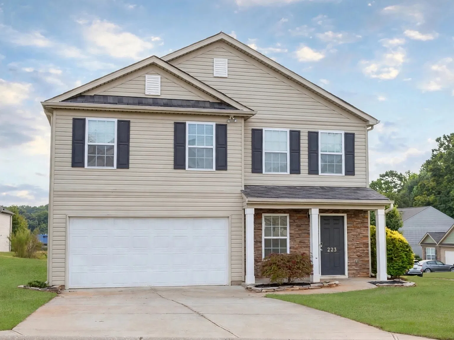 3 bed, 1797 sqft, $2,200 — Photo 1
