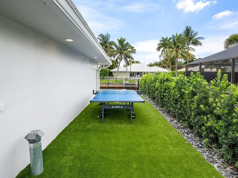 1332 SW Tamarind Way — Photo 33