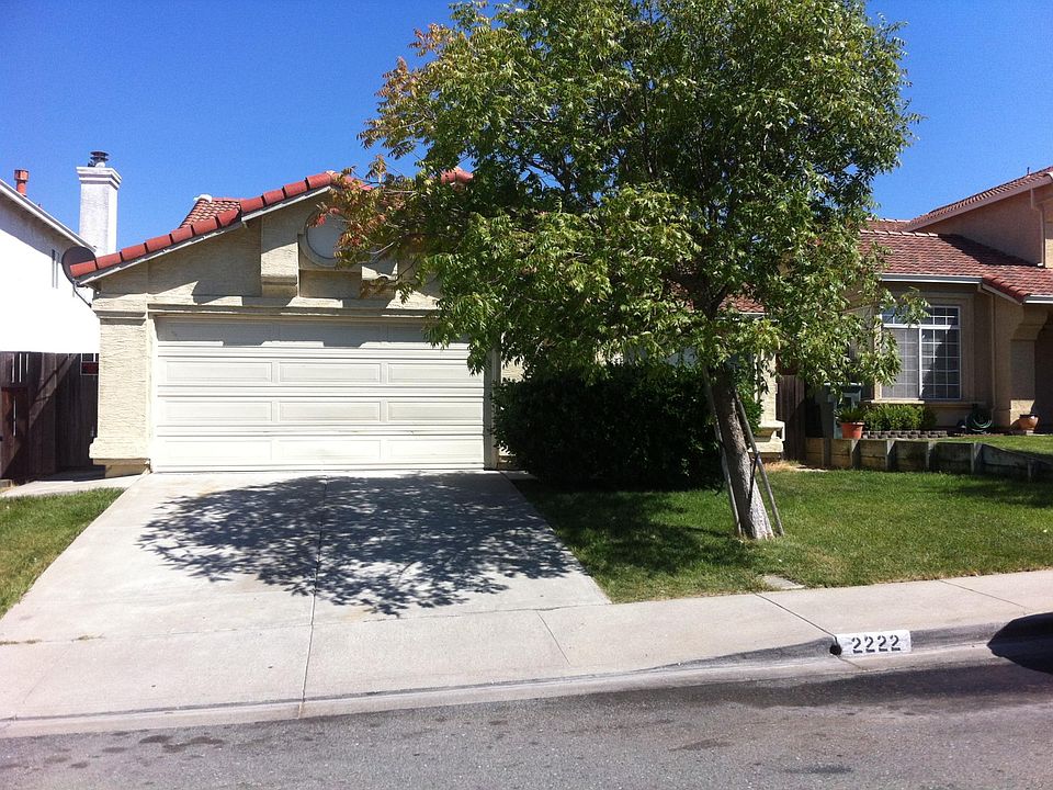 1st image of 2222 Woodhill Dr