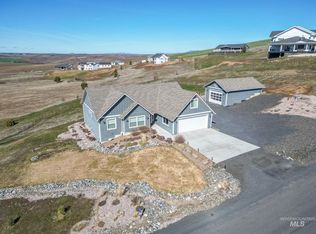 1021 Skyview Loop, Moscow, ID 83843