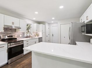 616 S 1st St, Mount Horeb, WI 53572