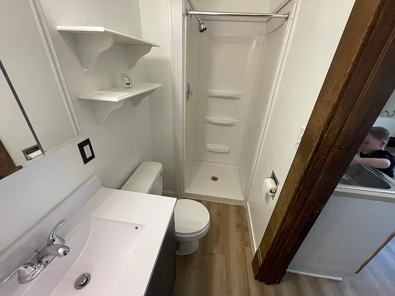 618 W Church St #4 — Photo 6