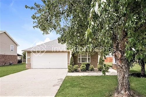 2857 Park Knoll Dr Photo 1