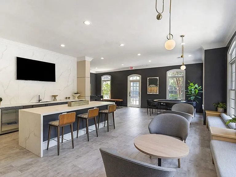 Bell Alpharetta — Photo 18