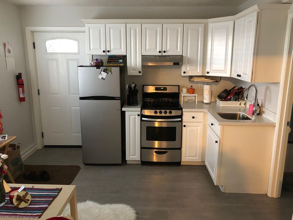 1st image of 75A Lycett Cir #A