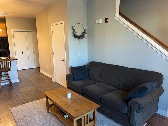 5th image of 1133 Enterprise Dr #1133