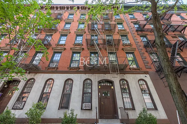 Rented by Brick&Mortar | media 12