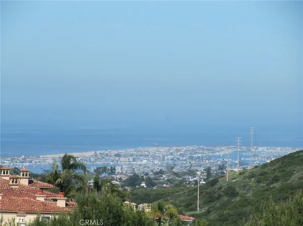 17 Savona Ct, Newport Coast, CA 92657