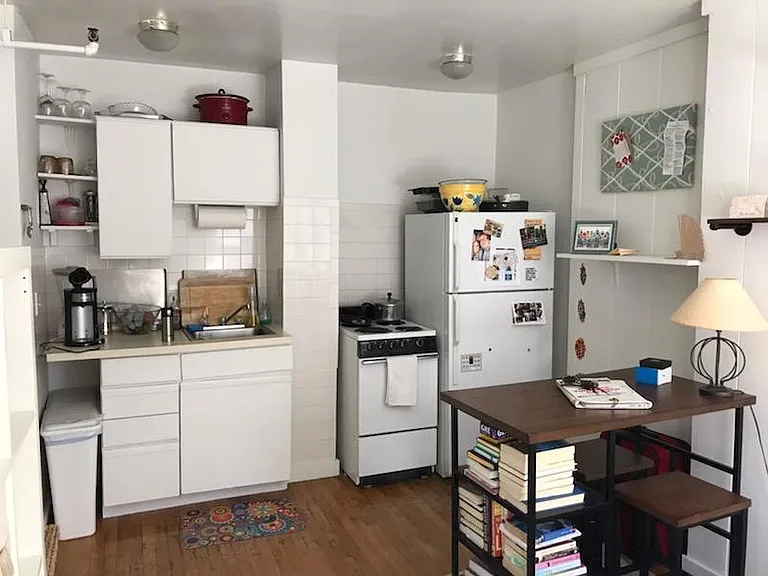 7 Phillips St #6 — Photo 2