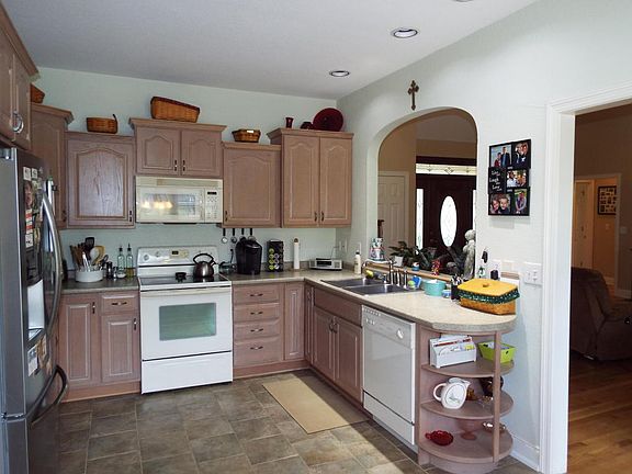 4th image of 615 Ensley Dr