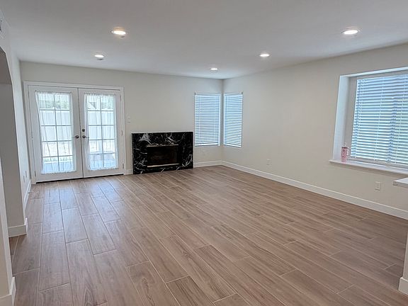 3rd image of 9867 Whitewater Rd