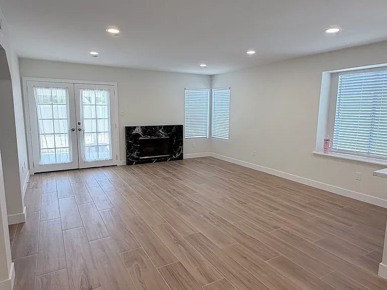 9867 Whitewater Rd — Photo 3