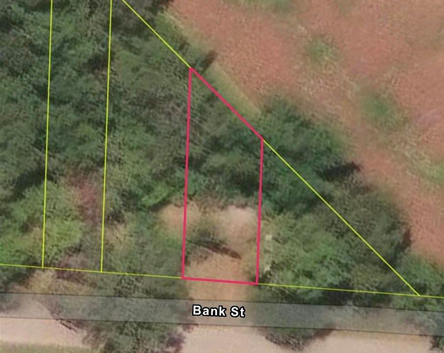 2nd image of Bank St