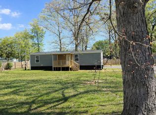 1418 Fina Ln, Dandridge, TN 37725