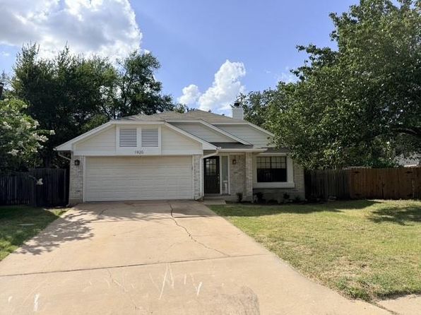 1920 White Oak Cir